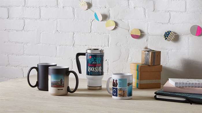 coffee mugs on desk