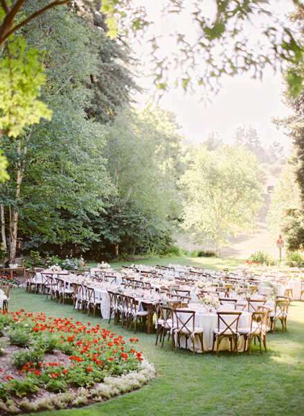 Cam hung dam cuoi Al Fresco cho co dau ngoai