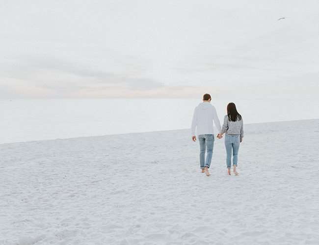 Cầu hôn trên bãi biển ở Seaside, Florida