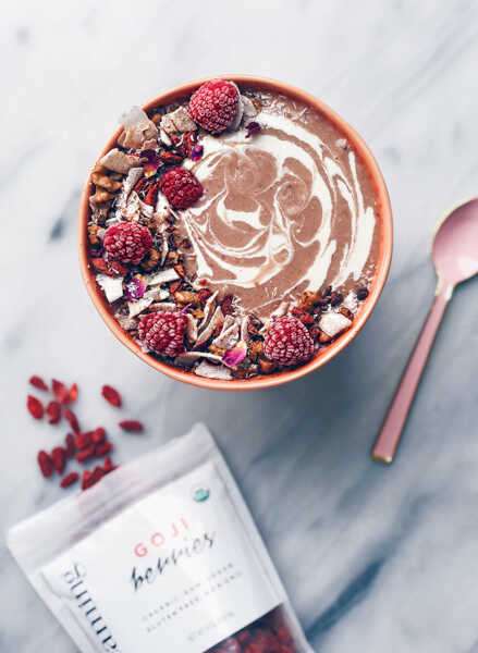 Goji Cacao Smoothie Bowl Recipe