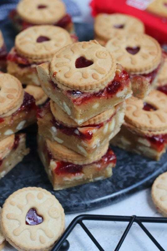 Jammie Dodger Blondies