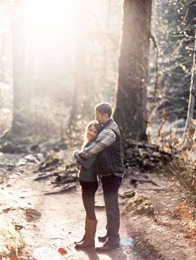 Snowymountainsideengagement (7)