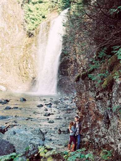 Snowymountainsideengagement (8)