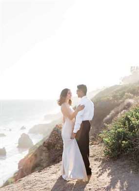 1641485070 671 Vach da Malibu Edgy Elopement