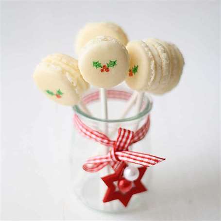 Bánh Macarons trang trí - Món tráng miệng ngon cho Giáng sinh