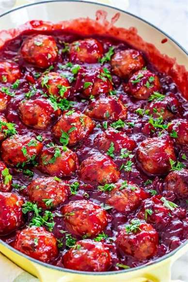 Cranberry Meatballs - Món ăn Tiệc Giáng sinh