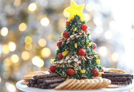 Christmas Tree Cheeseball - Party Food Idea