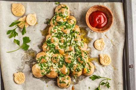 Cây thông noel phô mai pizza món khai vị theo chủ đề giáng sinh