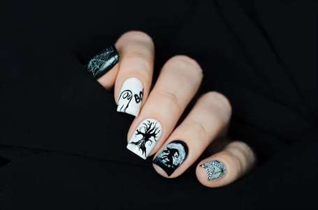 Mix & match ý tưởng nail dễ thương cho Halloween