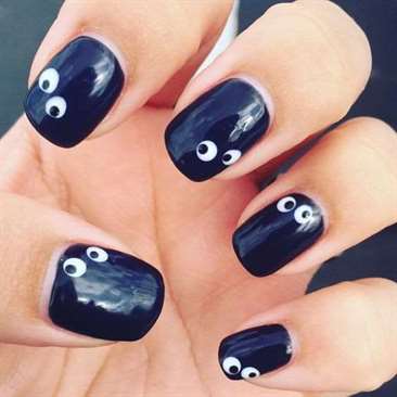 Curious Eyes Halloween Nail Art