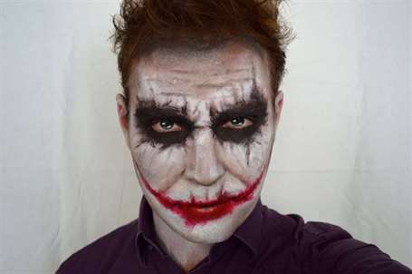 Trang điểm Halloween rùng rợn của Joker