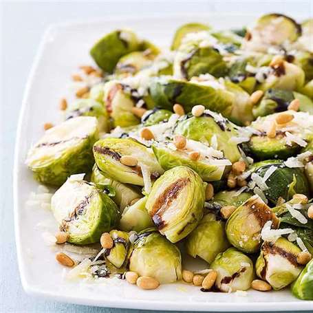 Công thức nấu ăn chậm trong Lễ tạ ơn - Balsamic Glazed Brussel Sprouts