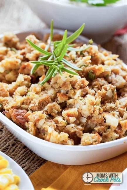 Crockpot Thanksgiving Recipe - Cornbread Dressing