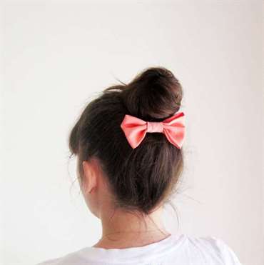 Hair Bow Bun Hairdo