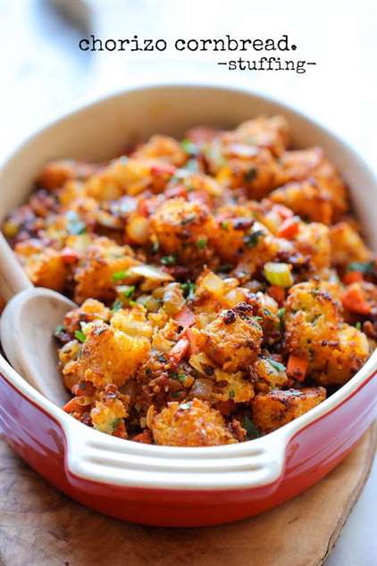 Chorizo ​​Cornbread Stuffing - Bên lễ tạ ơn