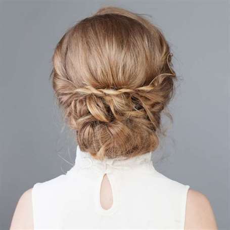 Kiểu tóc trang trọng tết updo