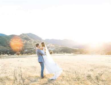 Natural Al Fresco Wedding