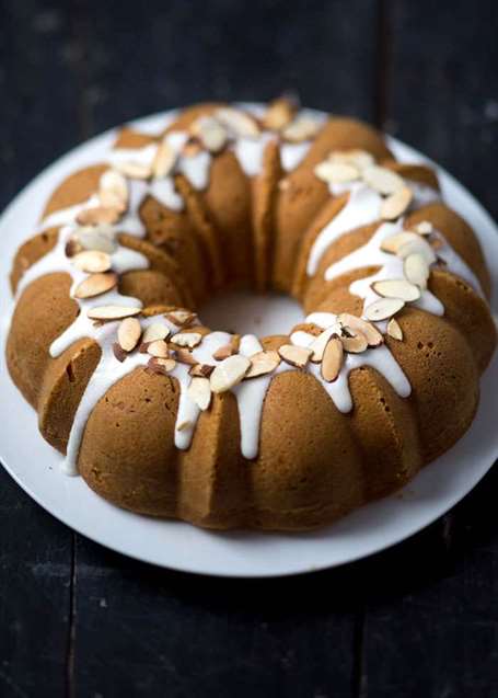 Pumpkin Buttermilk Bundt Cake - Món tráng miệng ngon nhất trong lễ tạ ơn