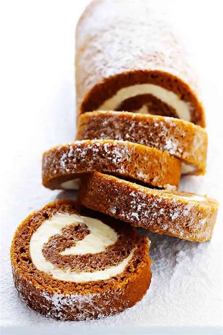 Pumpkin Roll - Món tráng miệng Lễ Tạ ơn cho trẻ em