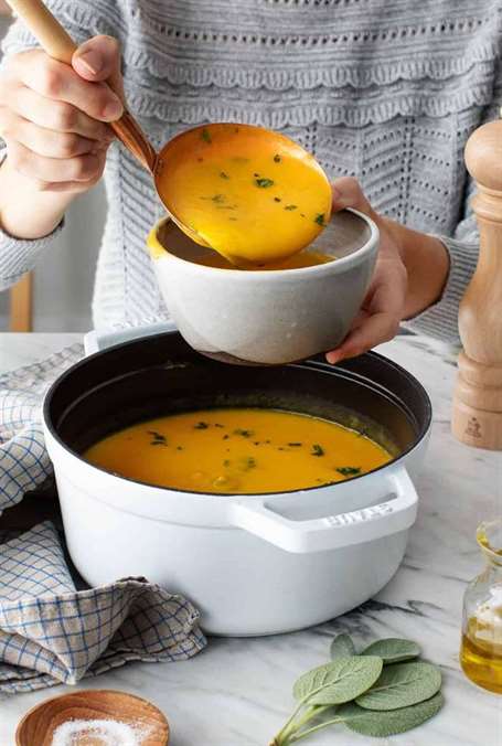 Butternut squash soup easy thanksgiving appetizers 