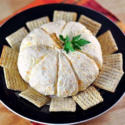 Pumpkin-Shaped Cheese Ball - Best Thanksgiving Appetizers