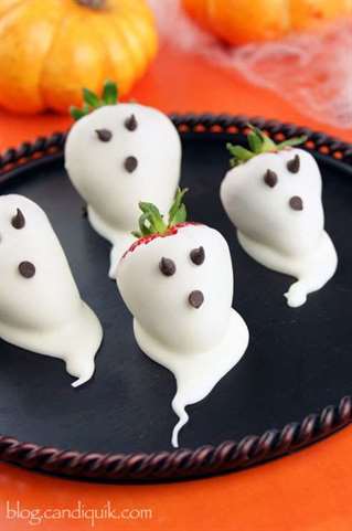 Strawberry Ghosts - Món ăn Halloween dễ làm