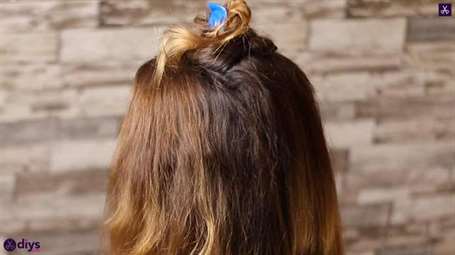 Kiểu tóc updo cho tóc gợn sóng 18