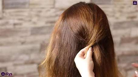 Kiểu tóc updo cho tóc gợn sóng 21