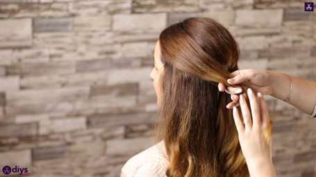 Kiểu tóc updo cho tóc gợn sóng 27