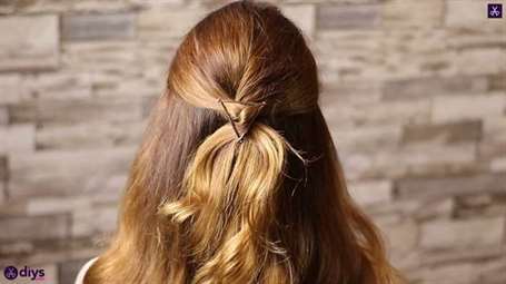 Kiểu tóc updo cho tóc gợn sóng 38