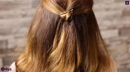 Kiểu tóc updo cho tóc gợn sóng 37