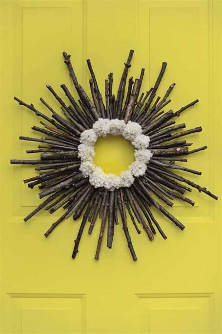 Twig & Pom Pom Wreath - Trang trí cửa lễ tạ ơn