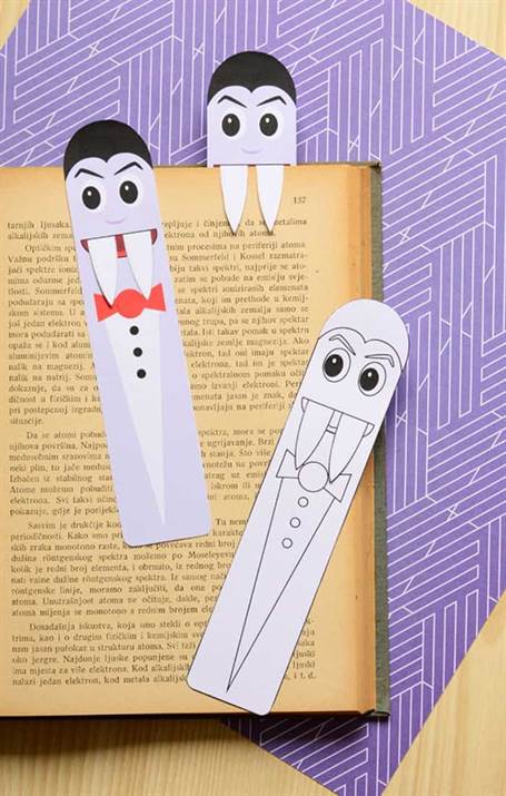 Vampire Bookmarks - Easy Halloween Crafts