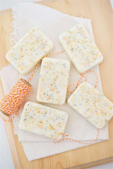 Bưởi Mint Poppyseed DIY Soap