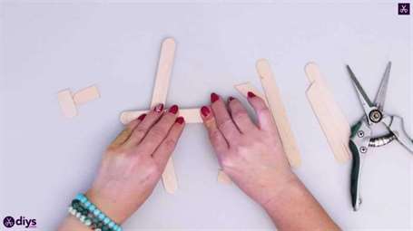 Popsicle stick máy bay bước 4a