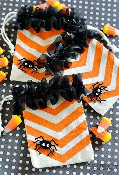 Túi điều trị Halloween có họa tiết Chevron