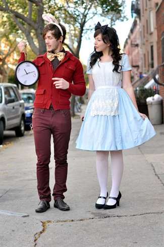 Cặp đôi tự làm Alice & Thỏ trắng Trang phục Halloween