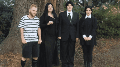 Trang phục halloween nhóm đáng sợ gia đình addams