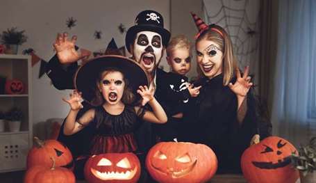 Halloween witch themed family photo