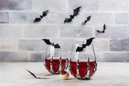 Ý tưởng trang trí tiệc halloween đẫm máu 