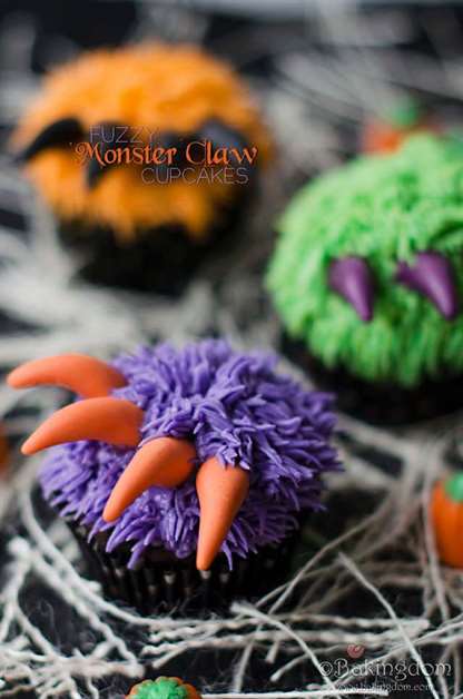 Monster Claws Halloween Cakes