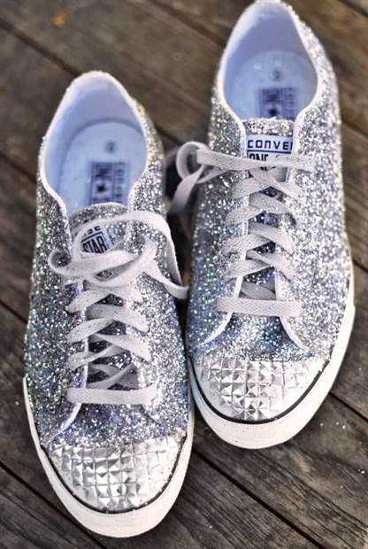 Diy glitter sneakers