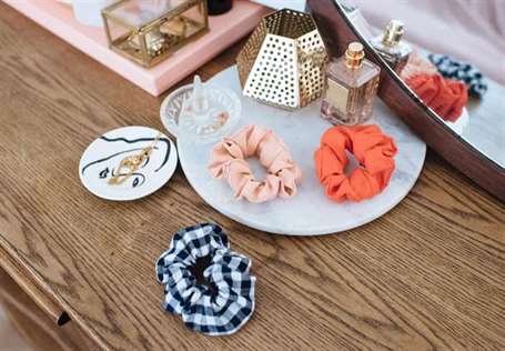 Vải lanh tự làm scrunchies