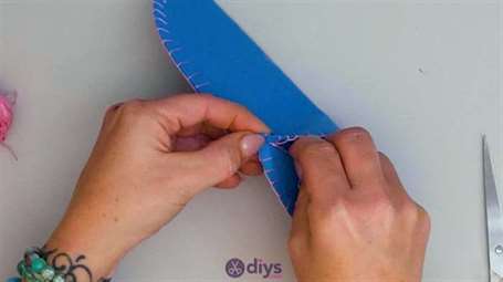 Hộp đựng kính bằng nỉ đơn giản Diy bước 9d