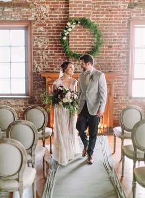 Moody Lavender Wedding at a Modern Loft - Lấy cảm hứng từ điều này