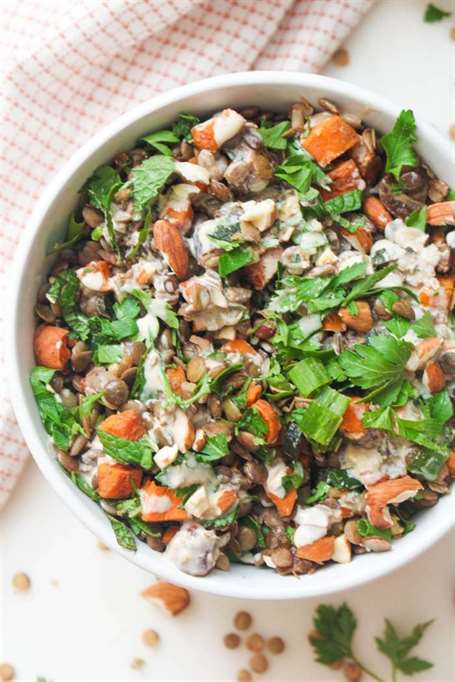 Salad đậu lăng Ma-rốc thừa nước