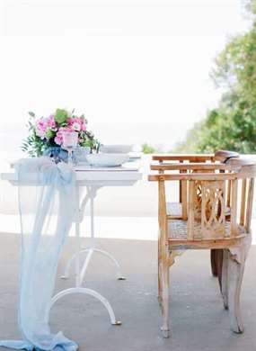 Santorini Destination Wedding Inspiration - Lấy cảm hứng từ điều này