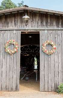 Rustic Pink Barn Wedding - Lấy cảm hứng từ điều này