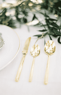 Gold Ethereal Wedding Inspiration - Lấy cảm hứng từ điều này