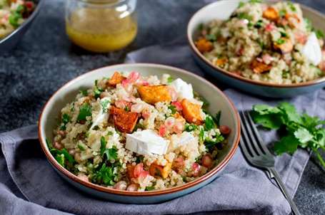 Món Salad Quinoa Ấm áp này là món ăn thoải mái tốt cho bạn!